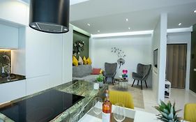 Sistem Luxuri Residence